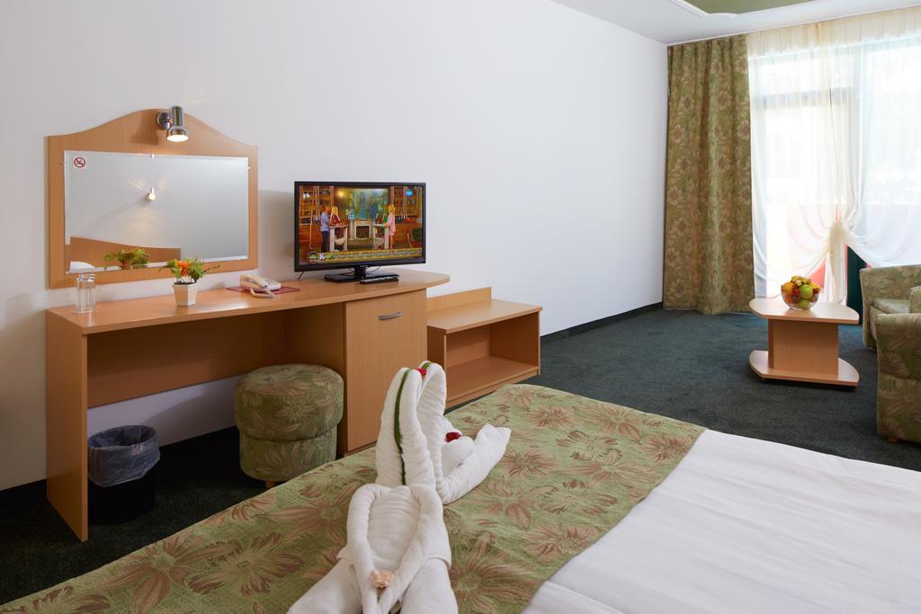 Mena Palace Hotel - Все включено Солнечный берег Экстерьер фото